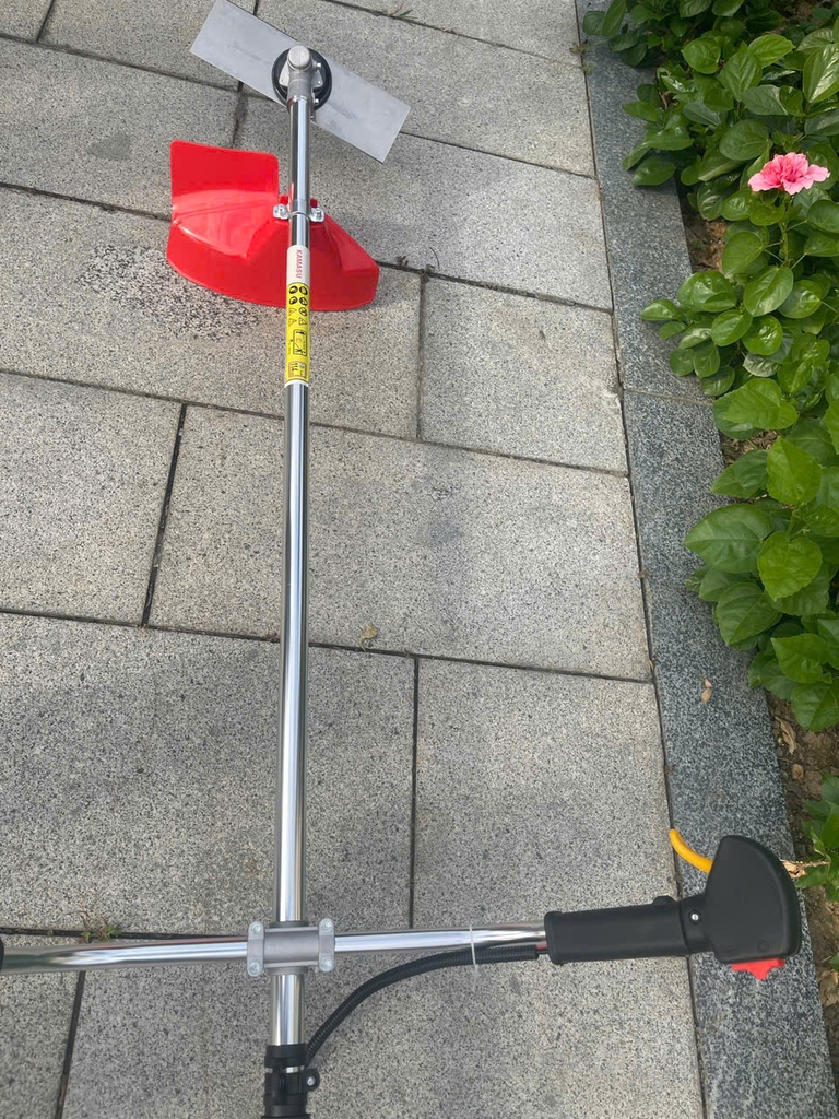 Máy Cắt Cỏ 4 Thì Kamasu 1200W KS35