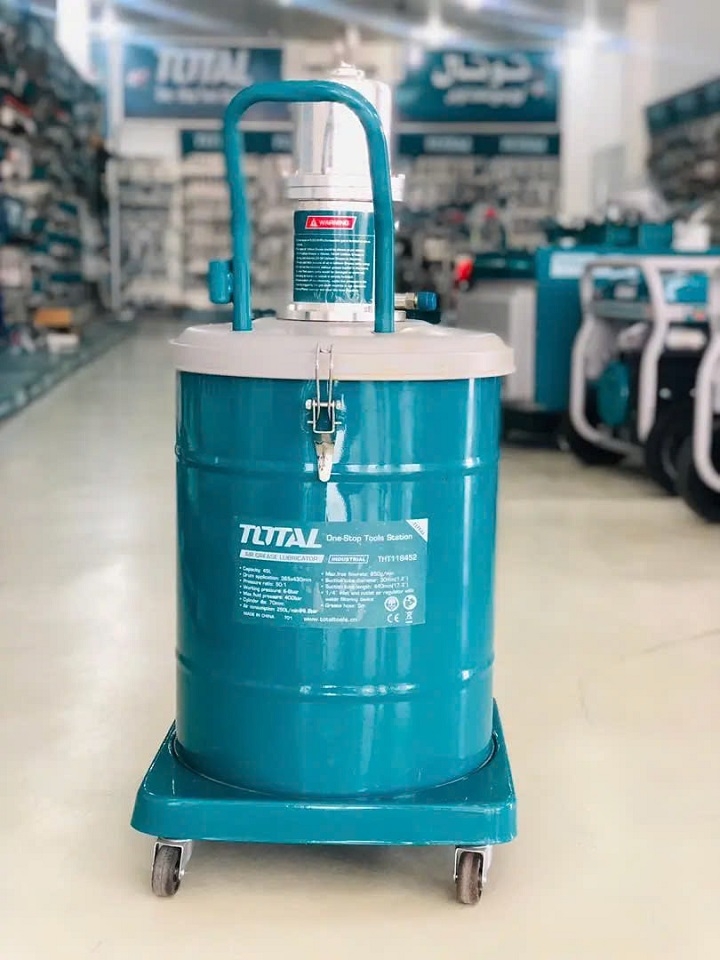 Máy Bơm Mỡ Total 45L THT118452