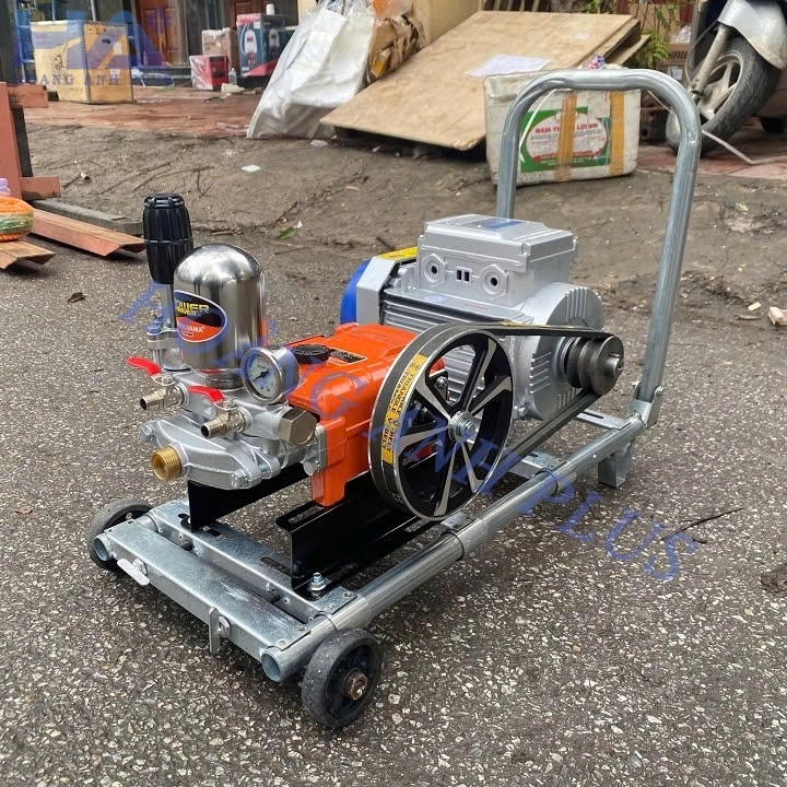 Máy Rửa Xe Dây Đai 3Kw Luxury Hoàng Anh