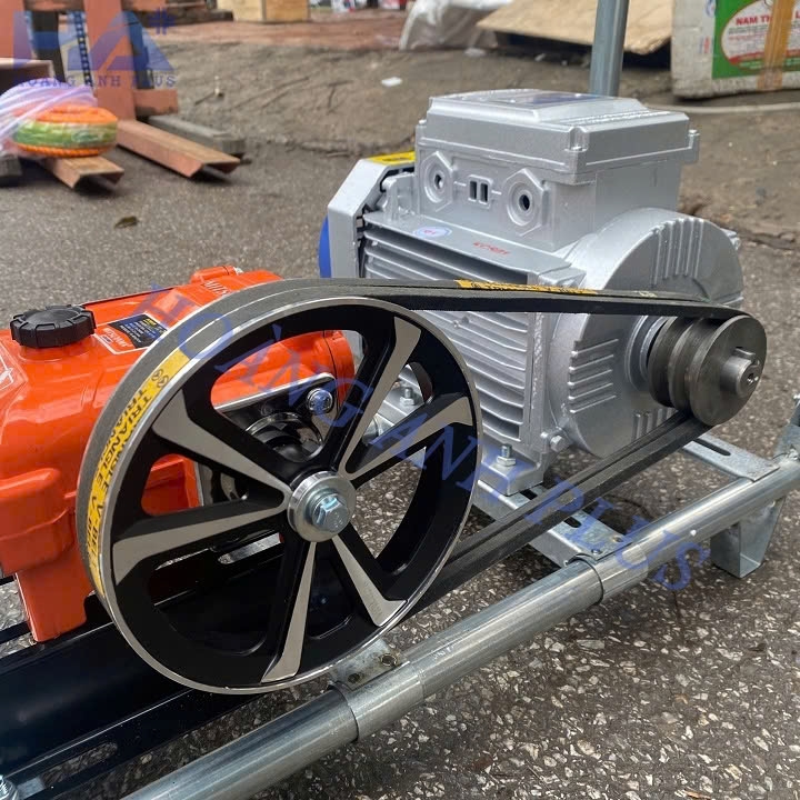 Máy Rửa Xe Dây Đai 3Kw Luxury Hoàng Anh