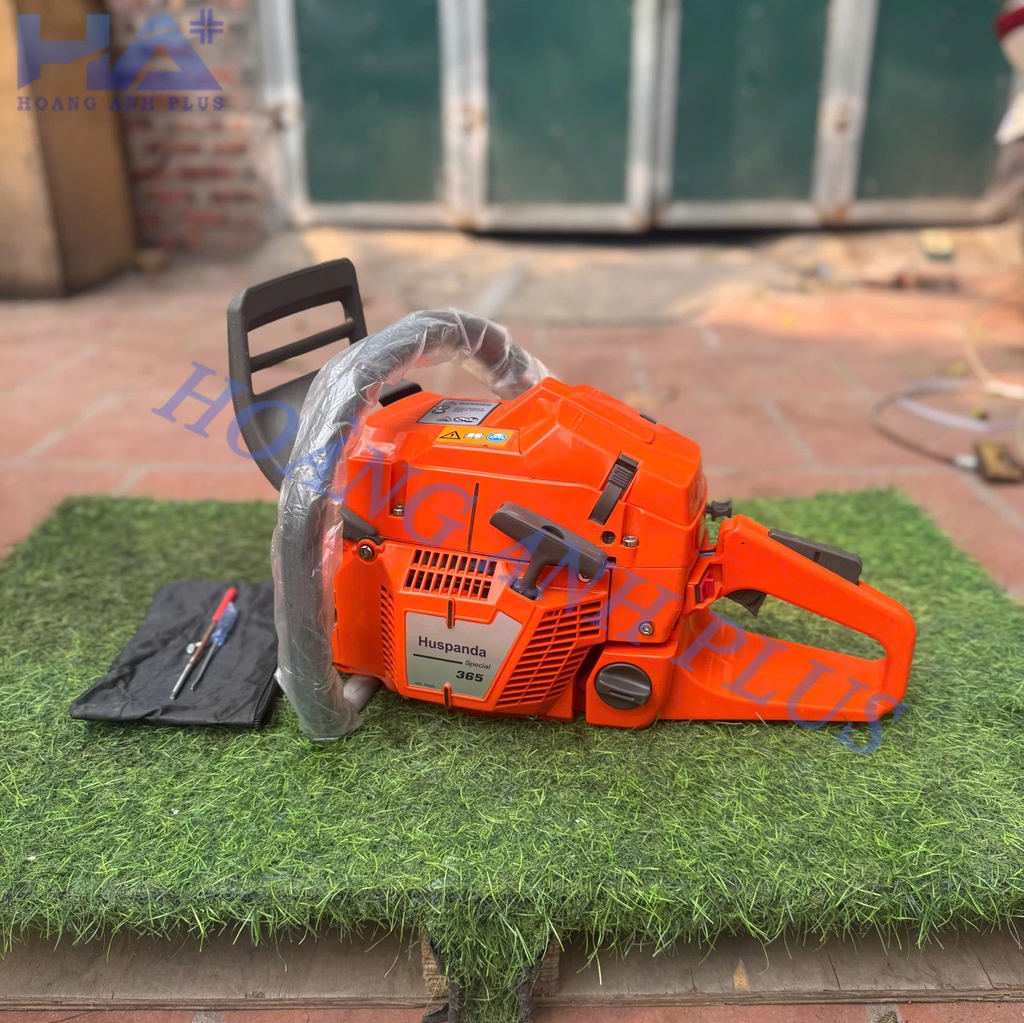 Máy Cưa Xích 2 Thì 3.4KW Huspanda 365