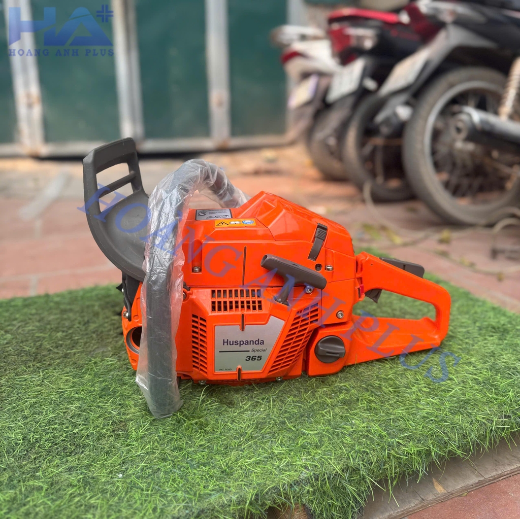Máy Cưa Xích 2 Thì 3.4KW Huspanda 365