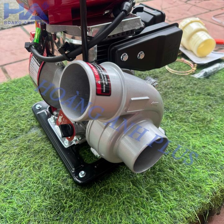 Máy Bơm Nước 2.5HP Chạy Xăng 4 Thì Oshima 152F