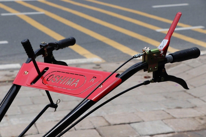 Máy Xới Đất Động Cơ Dầu 7HP Oshima XDD-178