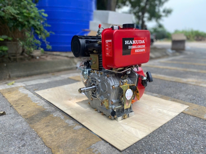 Động Cơ Dầu Hakuda 11.6HP HKD192FE Có Đề