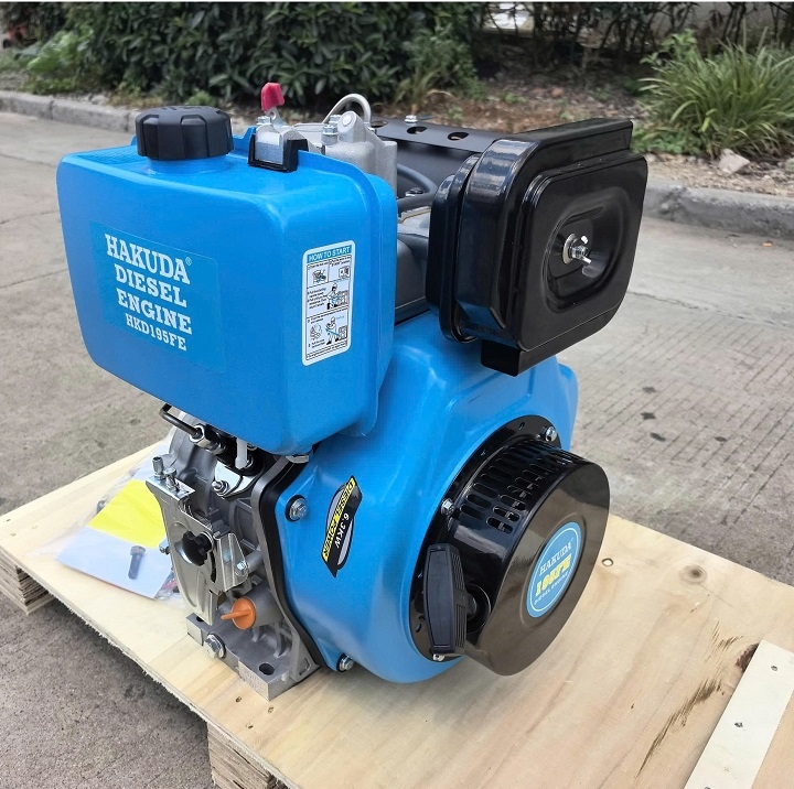 Động Cơ Dầu Hakuda 15HP HKD195FE Có Đề