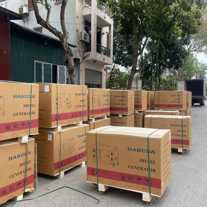 Máy Phát Điện 7KW Chạy Dầu Hakuda HKD7000P1T