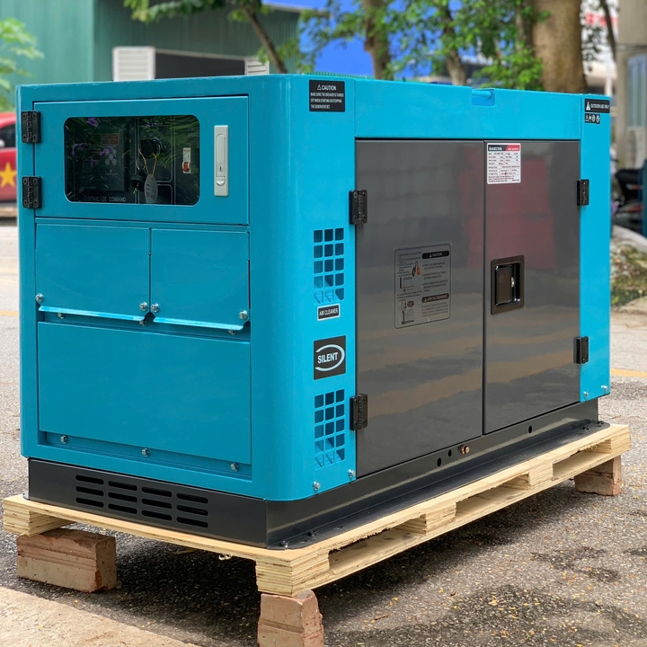 Máy Phát Điện 12Kw Chạy Dầu Hakuda HKD12000P1PRO Siêu Cách Âm