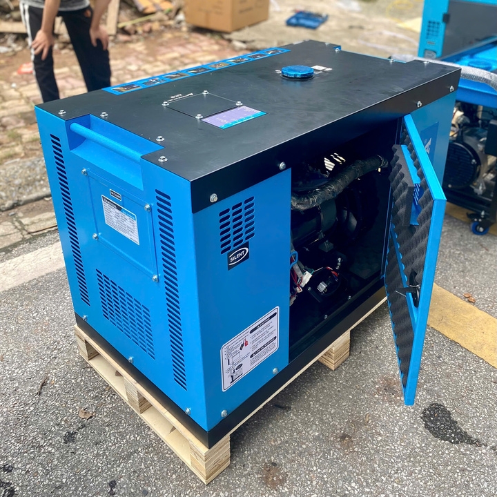 Máy Phát Điện Hakuda Dầu 8KW 3 Pha HKD8000P3