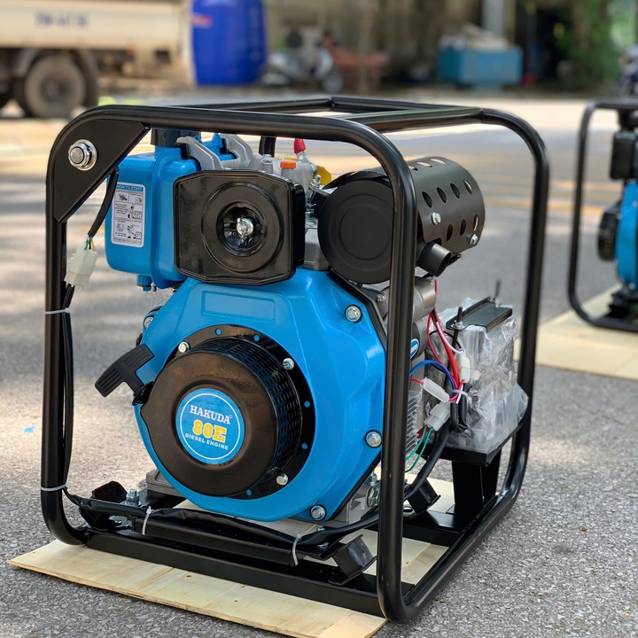 Máy Bơm Nước Cao Áp Hakuda Chạy Dầu 4.5KW HKD4500MBN80E Đề