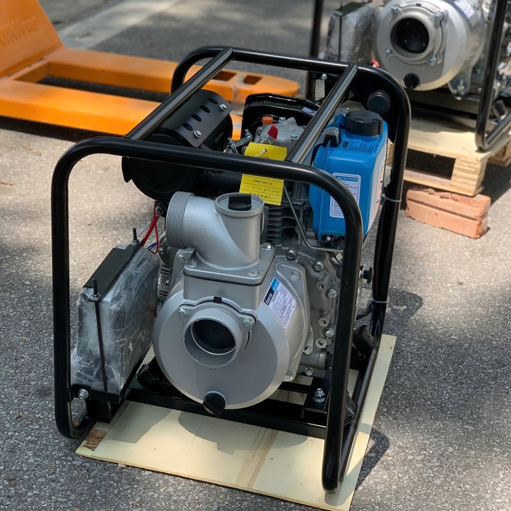 Máy Bơm Nước Cao Áp Hakuda Chạy Dầu 4.5KW HKD4500MBN80E Đề