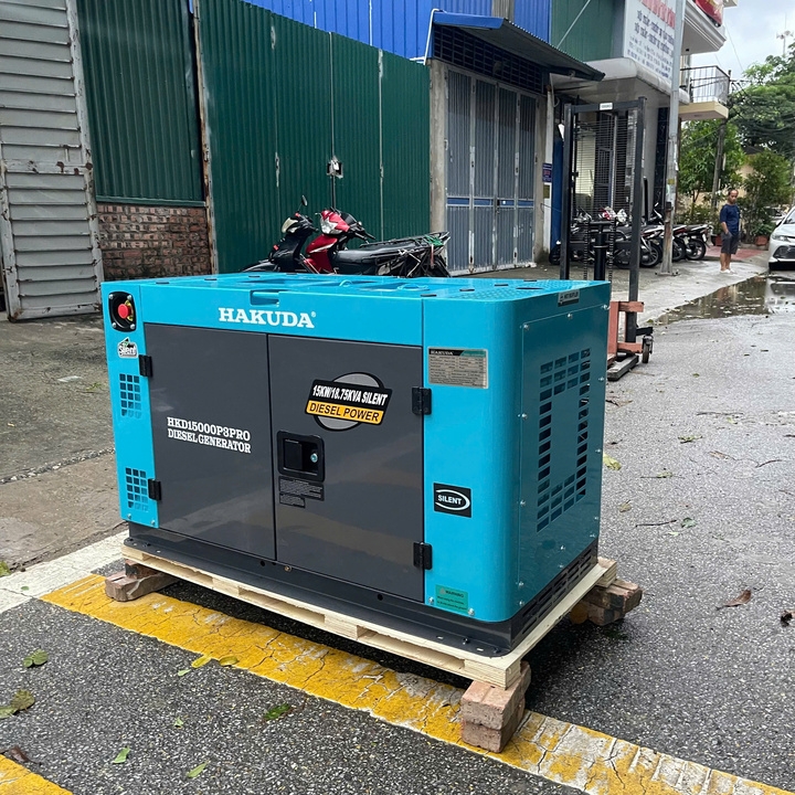 Máy Phát Điện 20KVA Chạy Dầu Hakuda HKD15000P3PRO Siêu Cách Âm