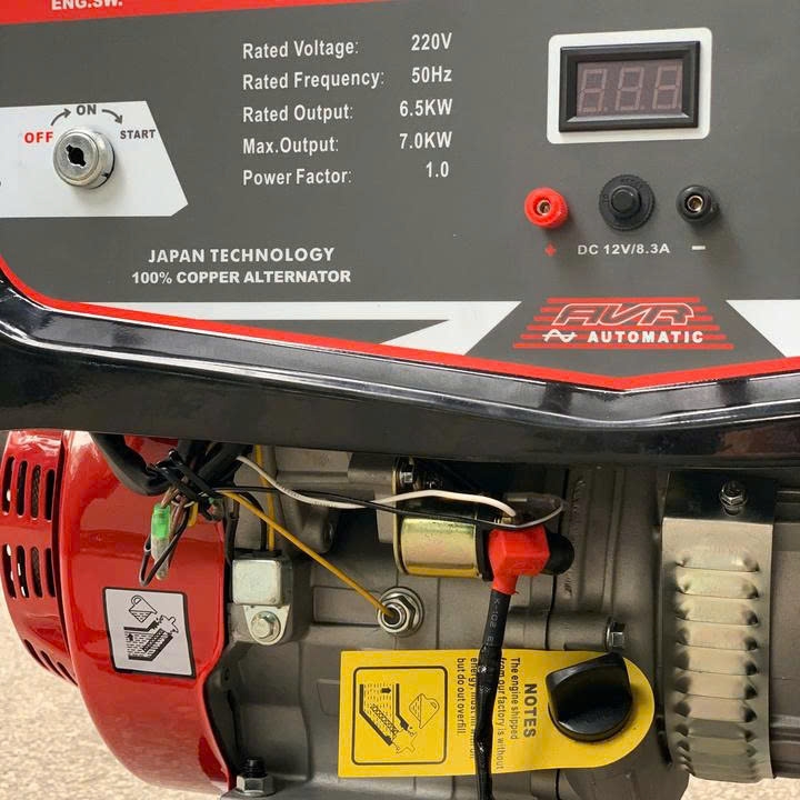 Máy Phát Điện Chạy Xăng 6.5Kw Super Fighter SF8000E Đề