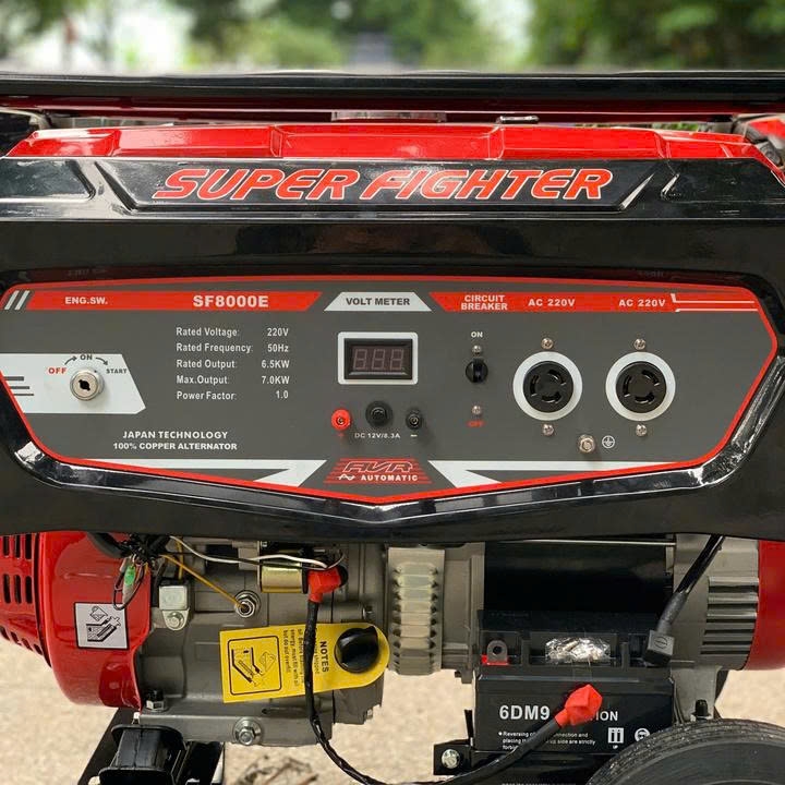 Máy Phát Điện Chạy Xăng 6.5Kw Super Fighter SF8000E Đề