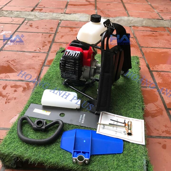 Máy Cắt Cỏ Đeo Lưng 2 Thì Master  MVX-43BL 750W