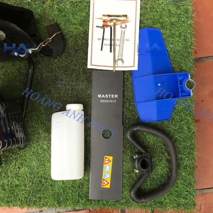 Máy Cắt Cỏ Đeo Lưng 2 Thì Master  MVX-43BL 750W