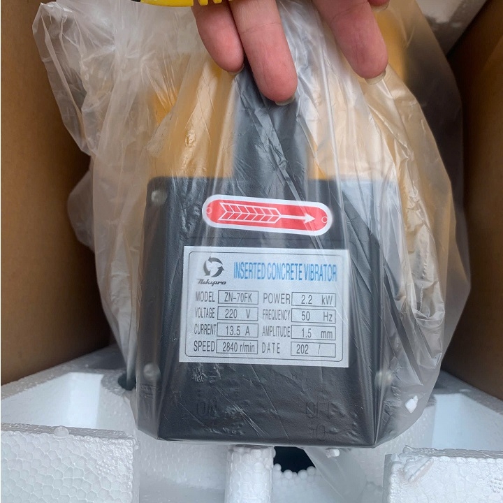 Máy Đầm Dùi Điện Niki 3Kw/380V Dây Đồng
