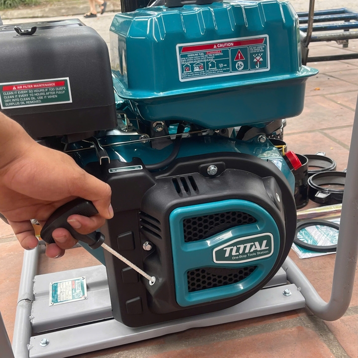 Máy Bơm Nước Chạy Xăng 9HP Total TP3401