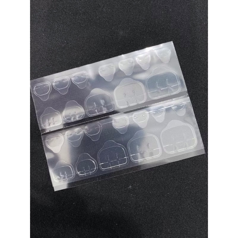 ￼Miếng dán móng silicon nail, vỉ dán móng silicon ( có móng tay và móng chân )