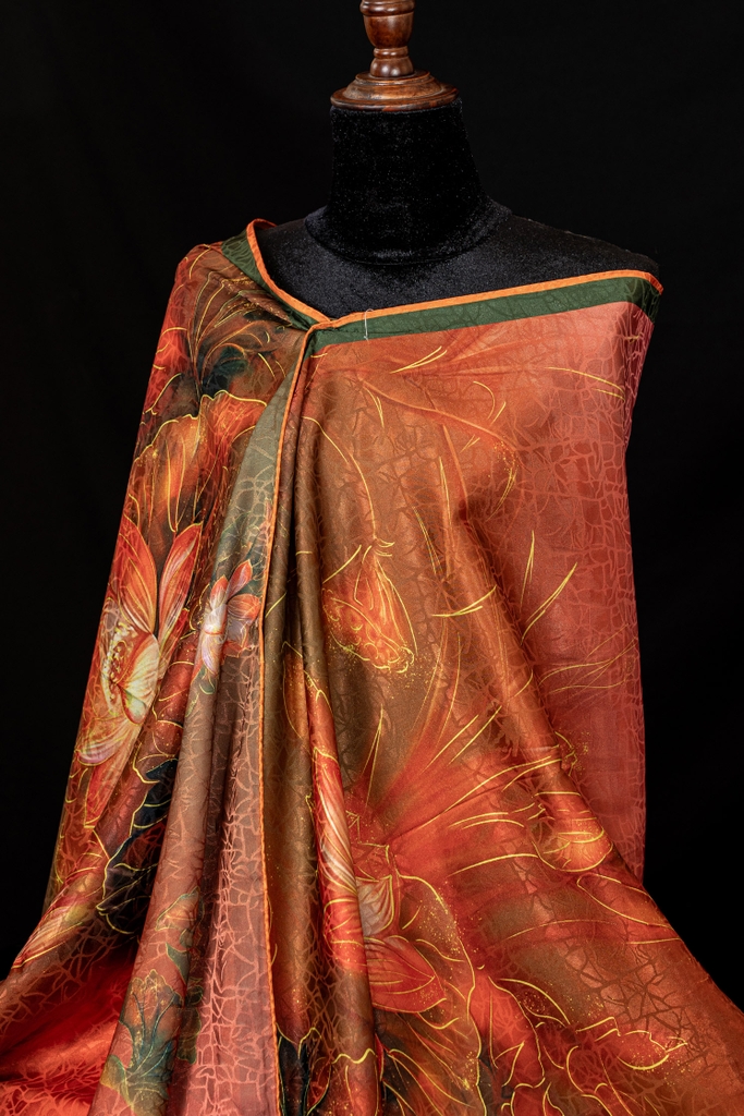 Khăn choàng lụa cao cấp 4D