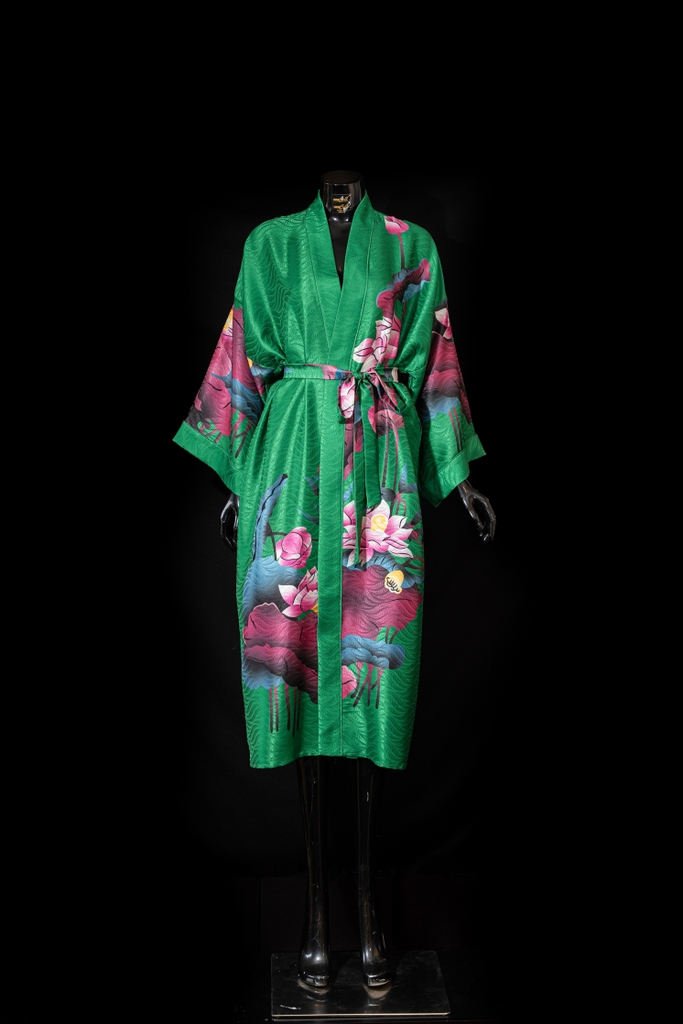 Áo choàng kimono Liên Hoa