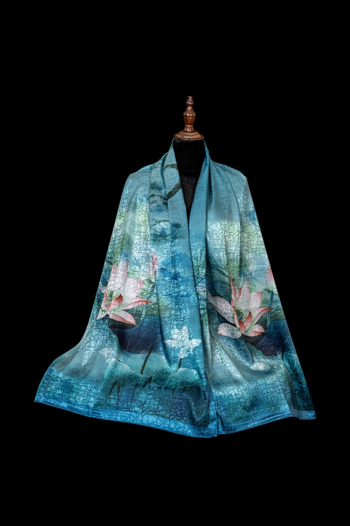 Khăn choàng lụa cao cấp 4D