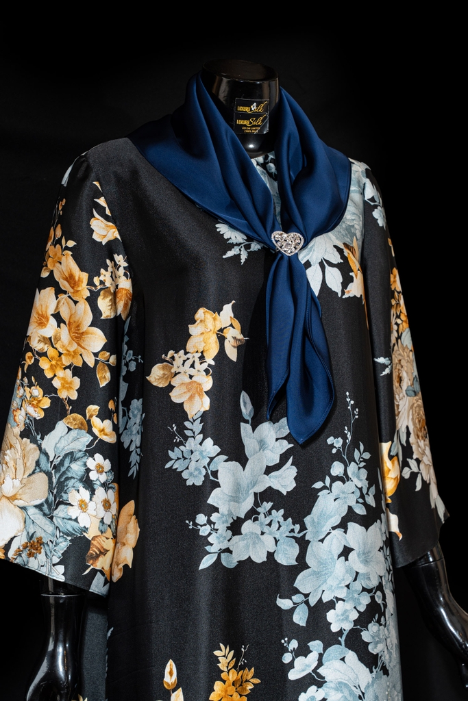 khăn quàng cổ Lụa trơn không họa tiết 920