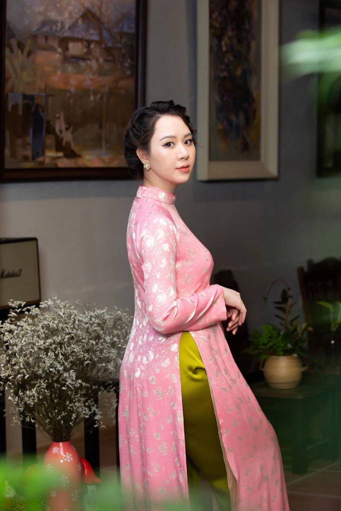 Bộ sưu tập áo dài Limited mùa xuân