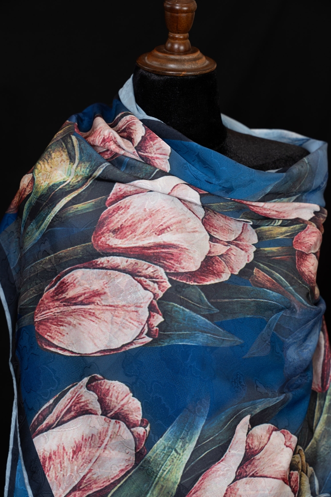 Khăn choàng lụa cao cấp 4D