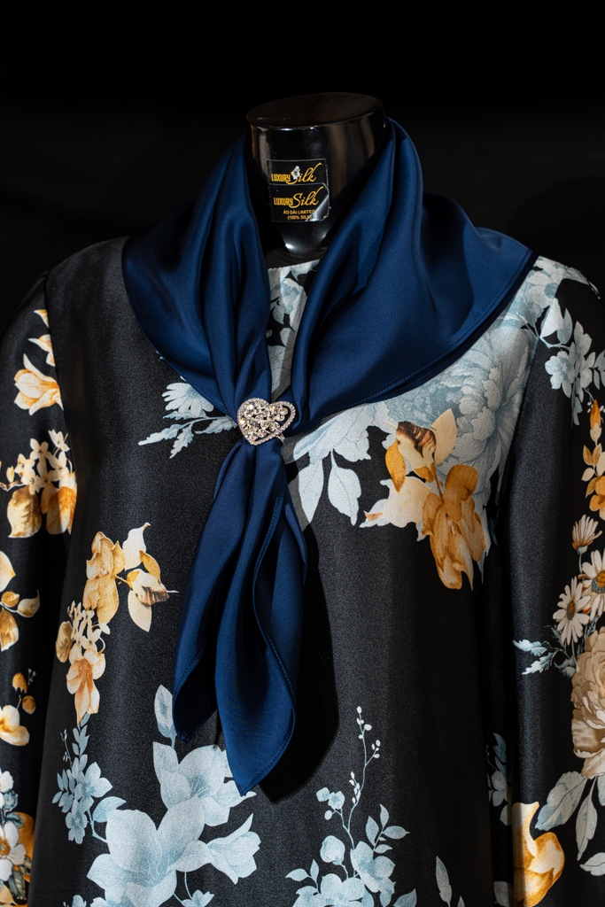 khăn quàng cổ Lụa trơn không họa tiết 920