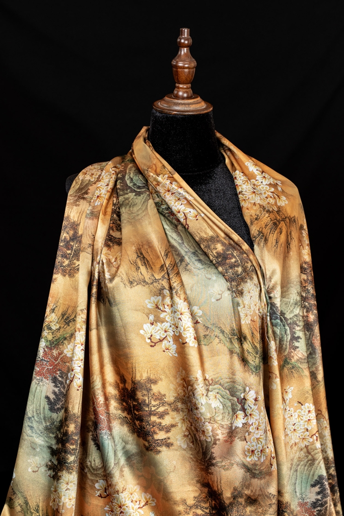 Khăn choàng Đại lâm mộc 1800