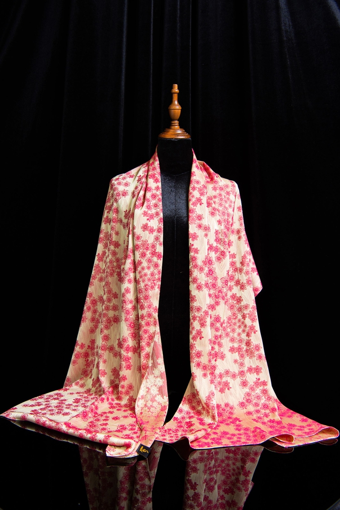 Khăn choàng handmade sợi tre