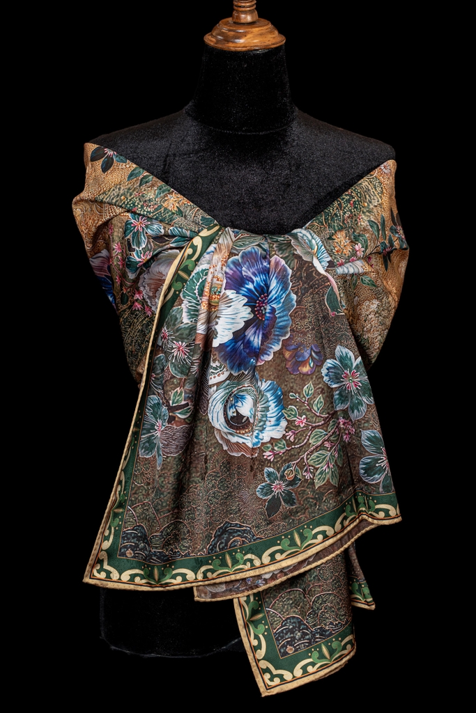 Khăn choàng lụa cao cấp 4D