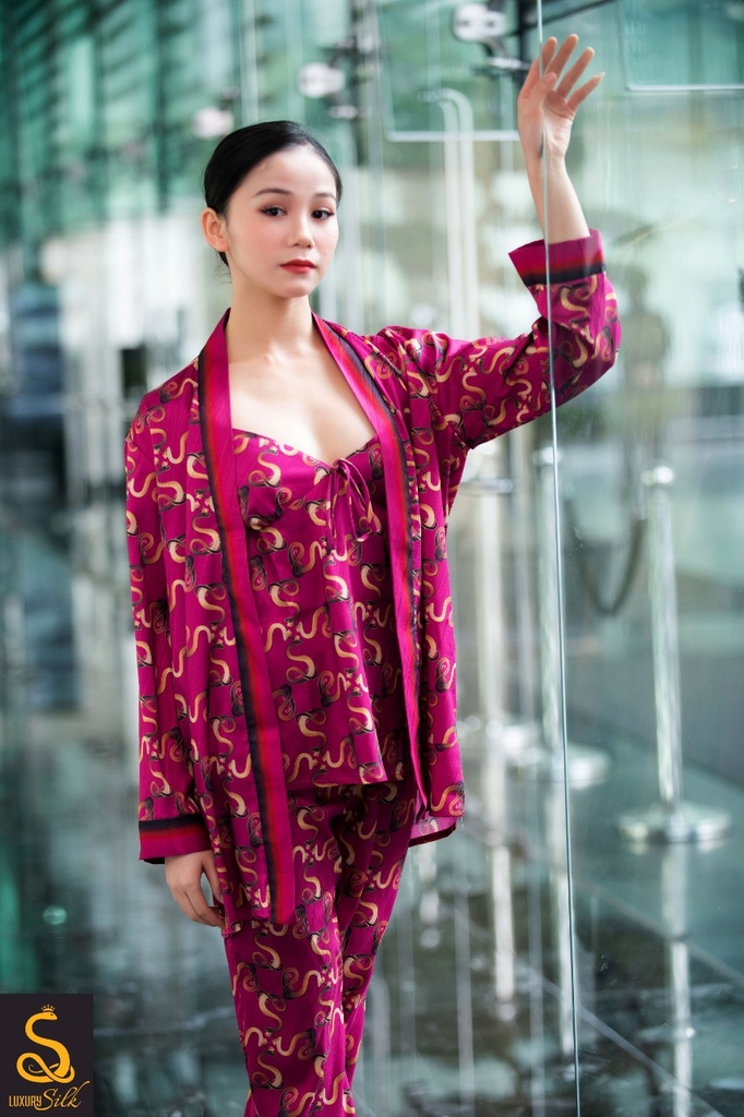 Pijama lụa hoạ tiết Logo Luxurysilk