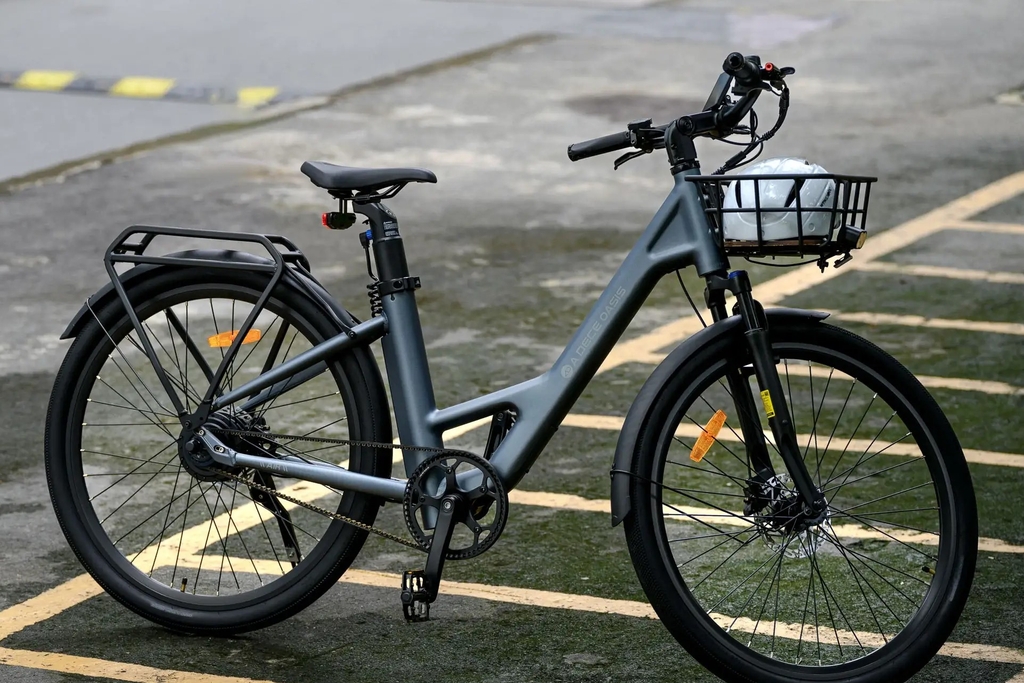 xe đạp trợ lực điện ADO