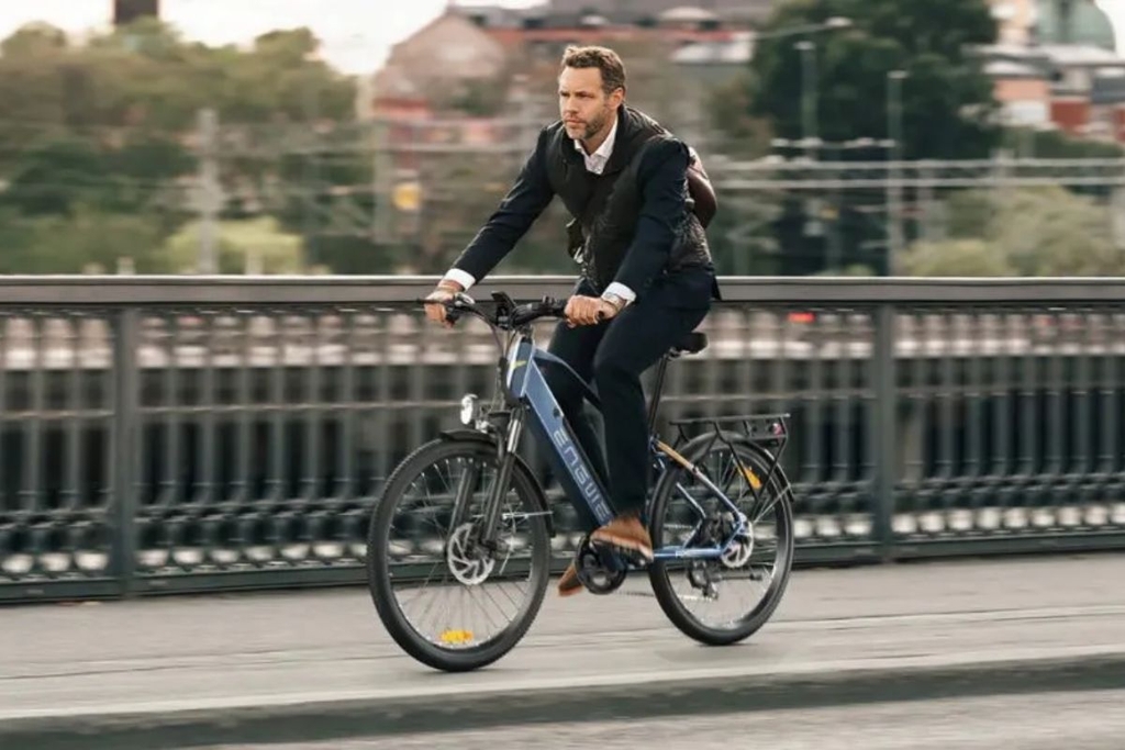 Xe đạp trợ lực điện được nhiều dân văn phòng lựa chọn