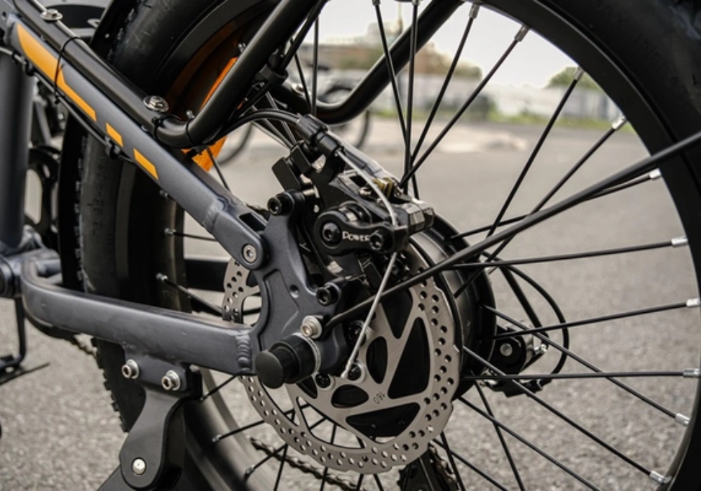 Động cơ không chổi than mạnh mẽ, êm ái