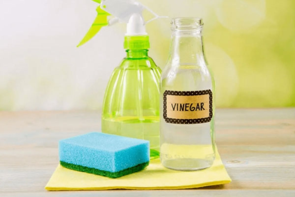 Giấm có khả năng loại bỏ các vết ố và rỉ sét trên xe đạp trợ lực điện