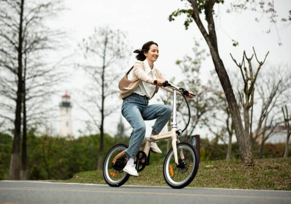 Nâng cao sức khỏe và tinh thần bằng xe đạp trợ lực điện