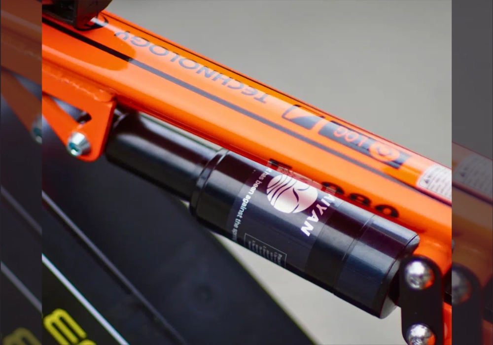 Phuộc nhún đôi hấp thụ chấn động hiệu quả