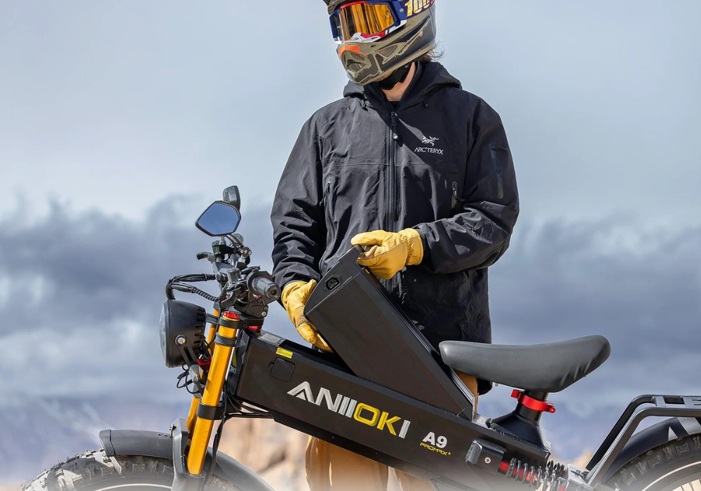 Pin dung lượng lớn có thể tháo rời