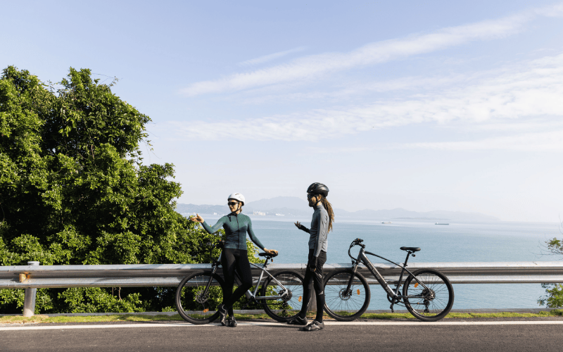 Xe đạp trợ lực điện được ưa chuộng là khả năng giảm thiểu khí thải và tiếng ồn, góp phần bảo vệ môi trường và giảm ô nhiễm đô thị