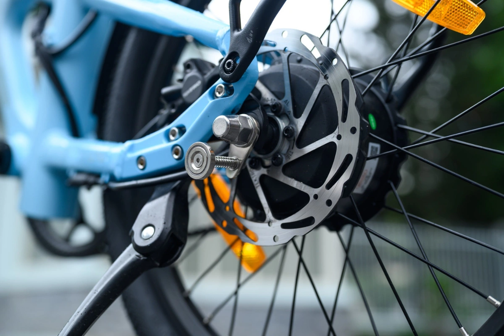 Phanh đĩa thủy lực trước và sau