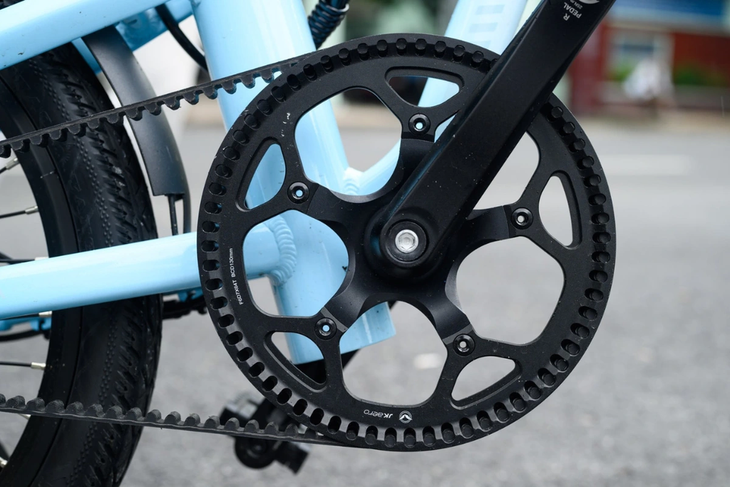 Cảm biến mô-men xoắn và truyền động dây carbon