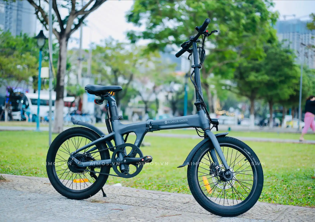 Một chiếc xe đạp trợ lực có thiết kế khí động học