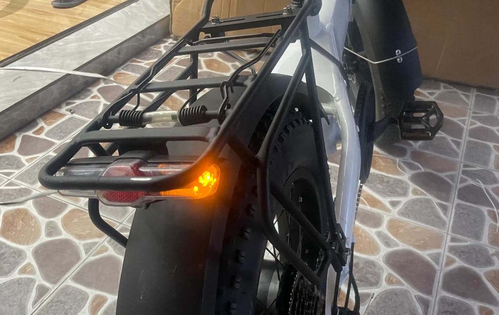 Đèn si nhan siêu sáng