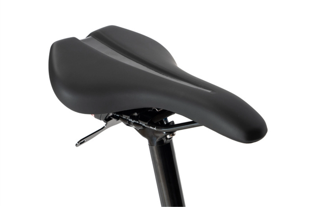 Yên thông khí thoải mái, tay nắm cao su mềm