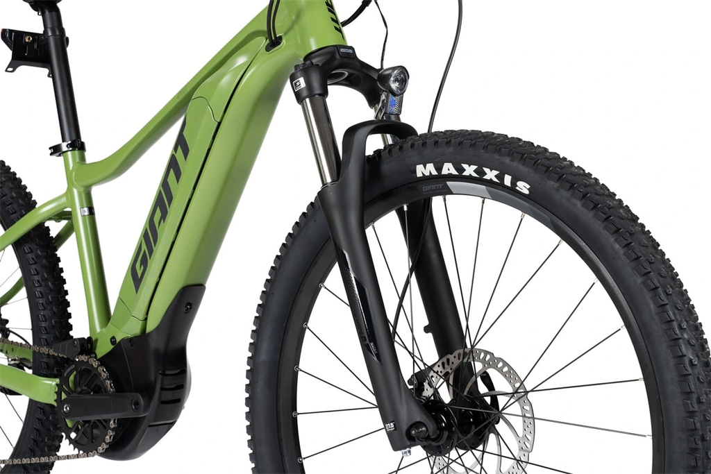 Xe được trang bị lốp hạt lớn MAXXIS 27.5” x 2.4, 60TPI