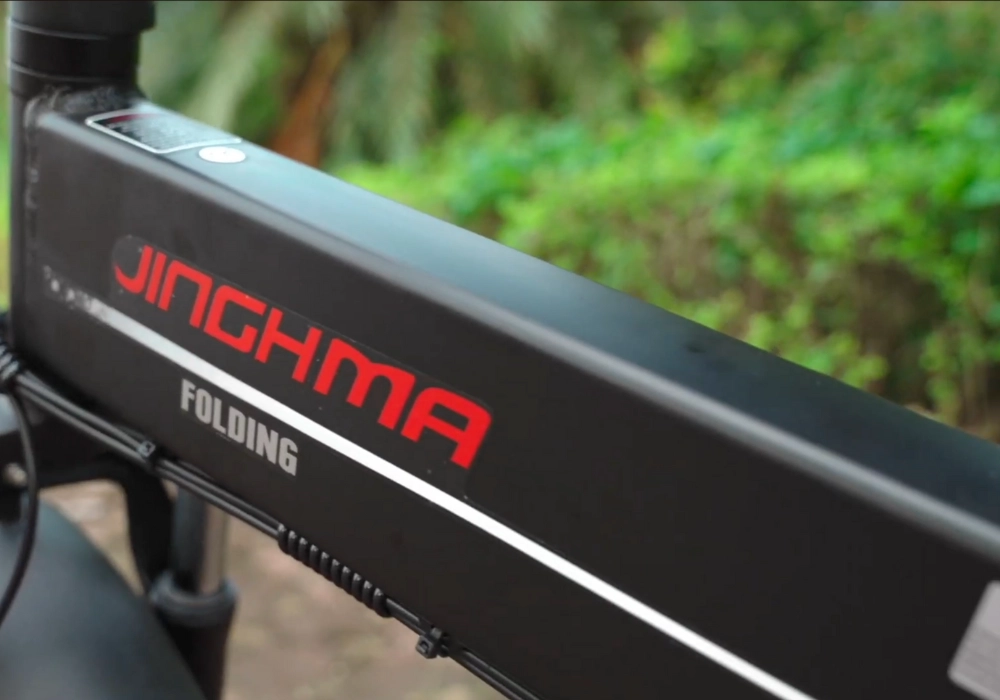 Xe trang bị pin Lithium 48V–14Ah