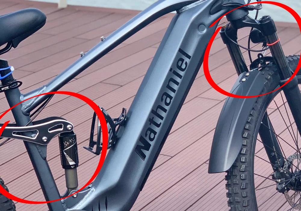 Phuộc dầu trước kết hợp với phuộc đa liên kết phía sau